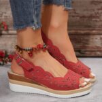Foreign trade casual sandals with a buckle - Image 4