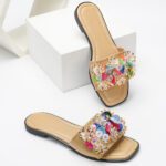 Flat-bottomed non-slip slippers