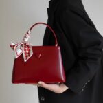 Red bridal bag 2025.Single shoulder handbag for women - Image 2